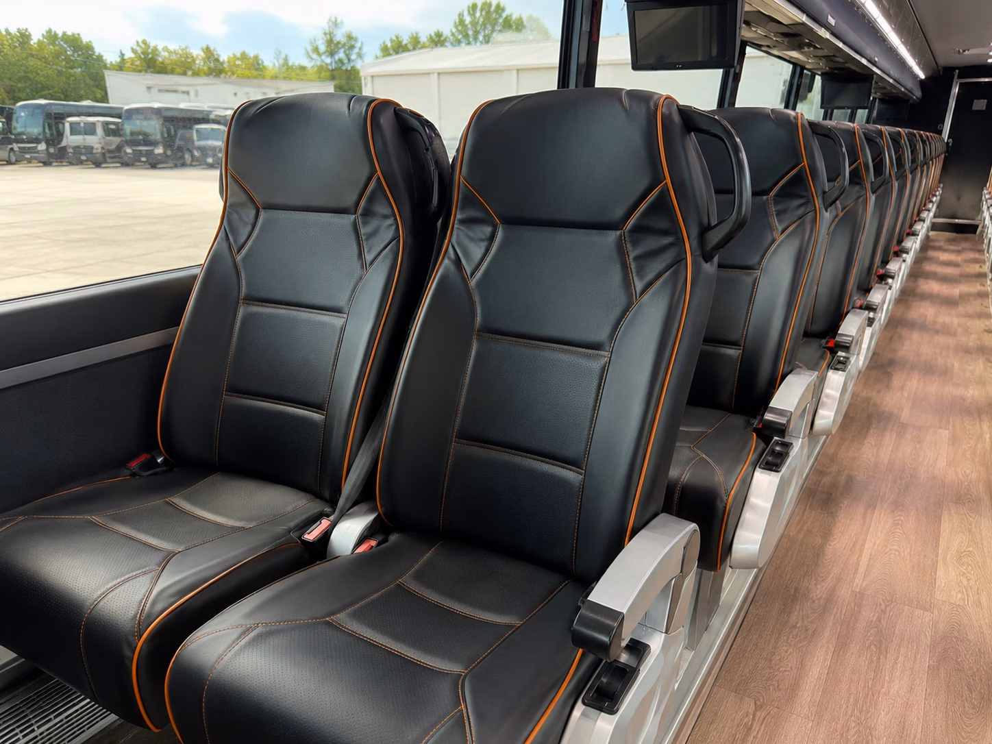 charter bus rentals for large prom groups and multi school runs in north bergen